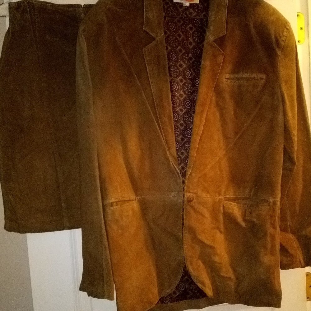 Split end Ltd Vintage Suede Suit